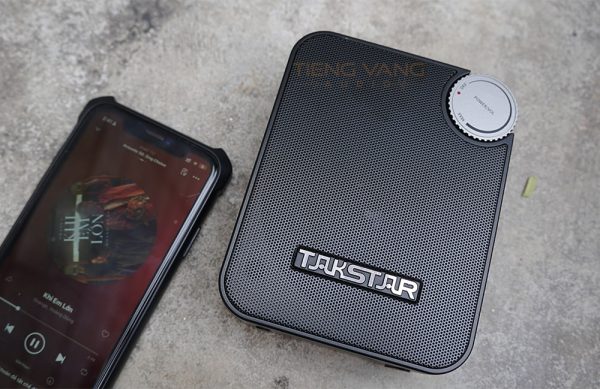 may-tro-giang-takstar-e500w-bluetooth.